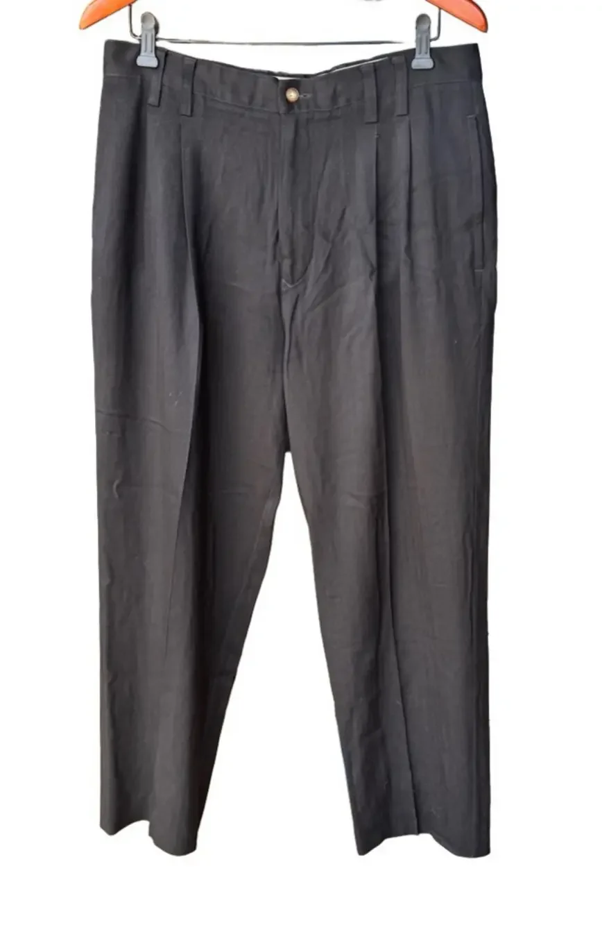 Vintage Tommy Bahama Men’s Silk Pleated pants 100% Quality silk‎ relaxed fit